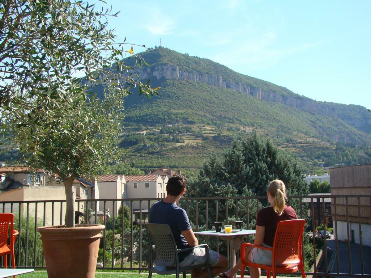 Hôtel la Capelle Millau Esterno foto